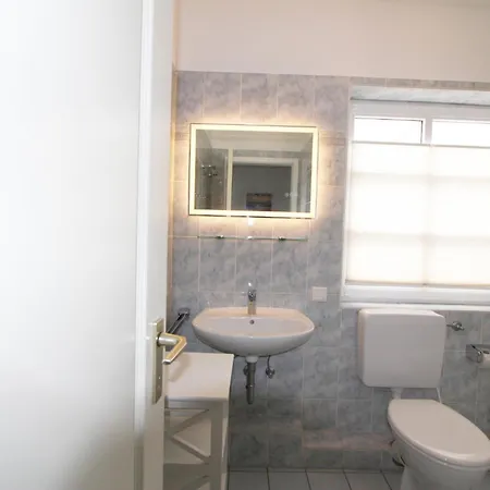 Appartement Atlantik - Strandstr 15, App 8 Wenningstedt-Braderup